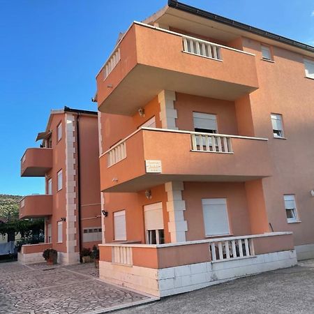 玛里纳 Apartman Jukic酒店 外观 照片